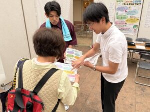 心理学科のブースでの啓発活動